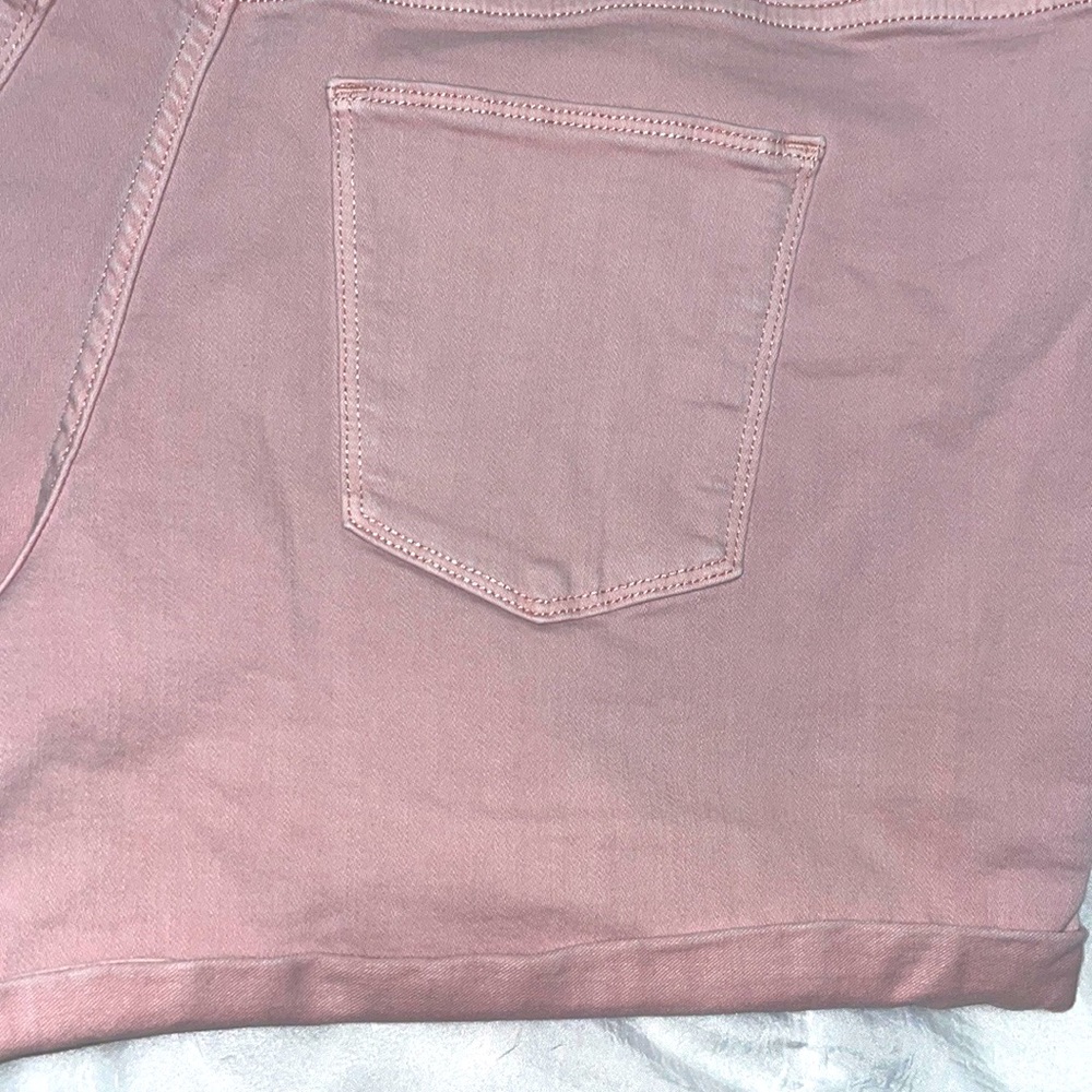 Universal Thread High Rise Midi Rolled Up Hem Jean Shorts Size 16 - Picture 7 of 11